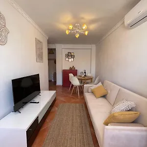 Two Bedroom In Center With Views Málaga